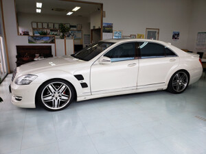 メルセデス・ベンツ　Ｓ５５０ロング．ロリンザー