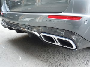202004-E63s_08