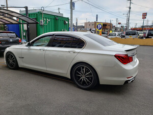 BMW　アルピナB7