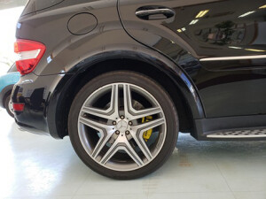 メルセデス・ベンツAMG.ML63