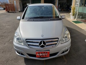 メルセデス・ベンツ B180