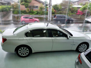 BMW740Li