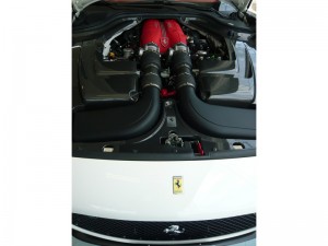 ferrari カリフォルニア　エンジン